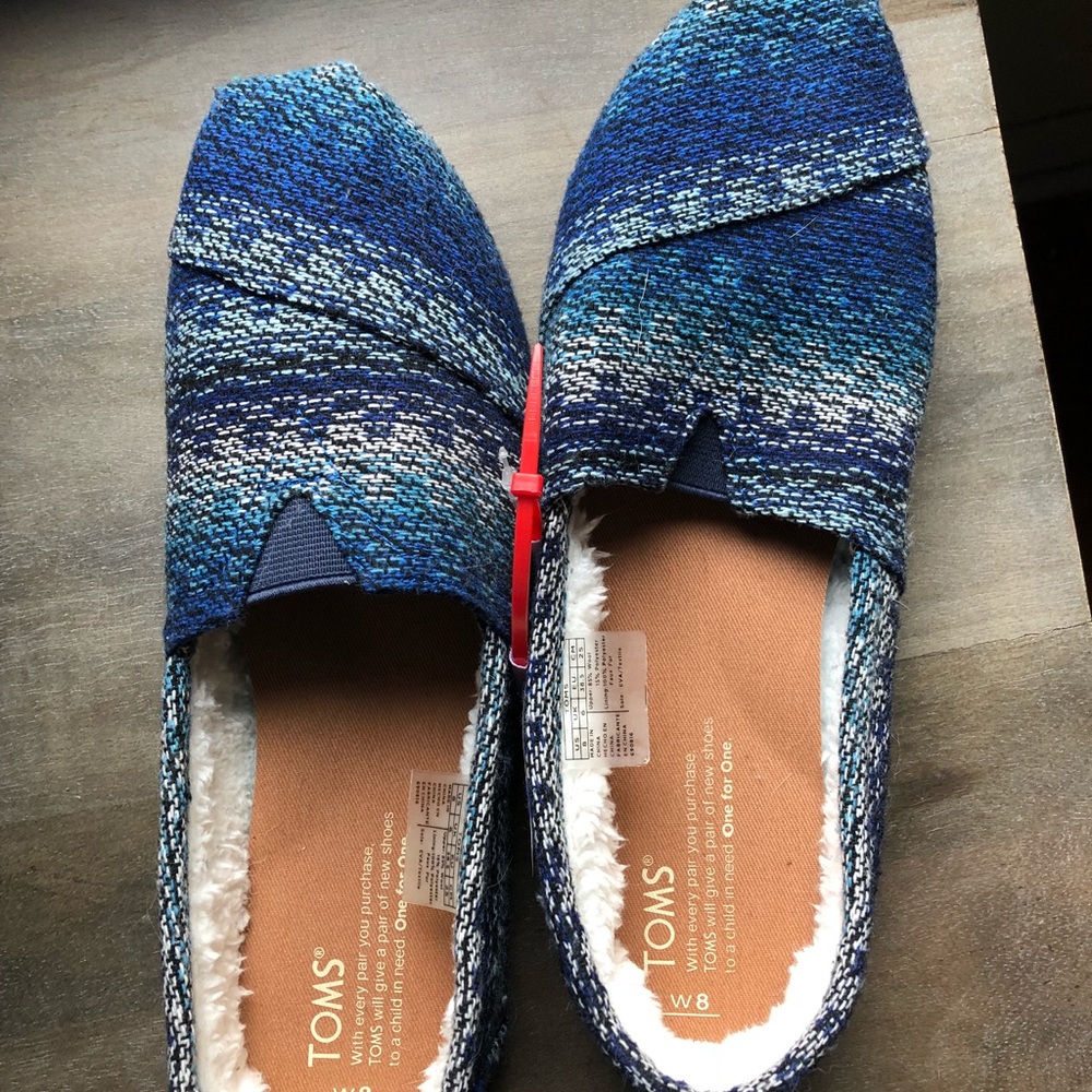 Brand New Toms